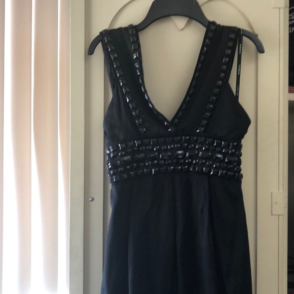Dress - Picture 5 of 8